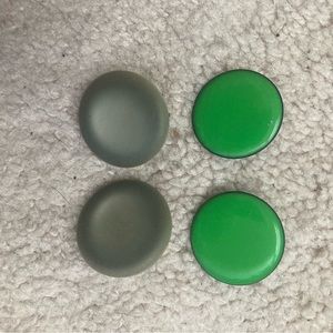 80s set of 2 Plastic Button Earrings
